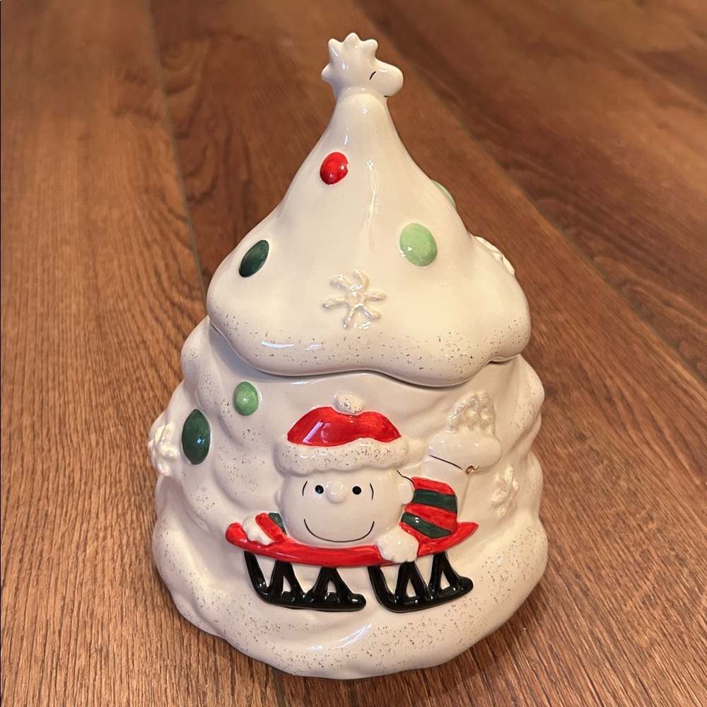 Snoopy’s Christmas Candy Jar by Lenox 2004 - Picture 2 of 6